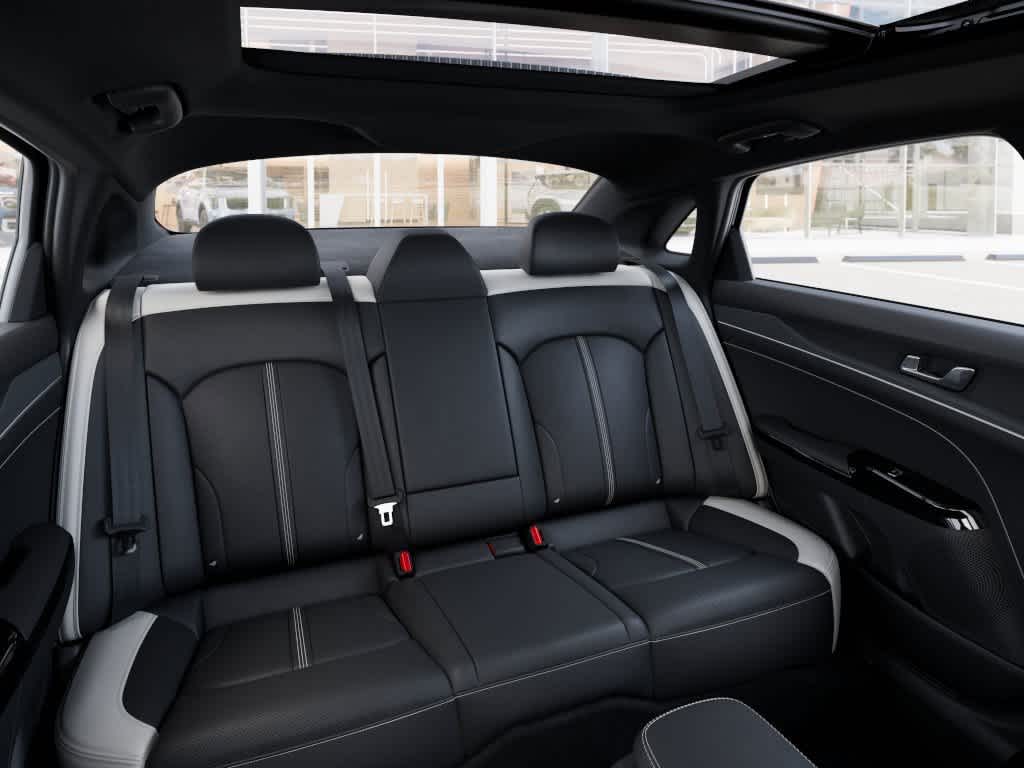 Thumbnail: 2026 Kia K5 - 16