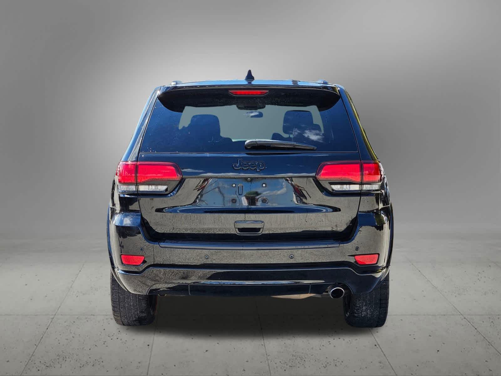 Thumbnail: 2021 Jeep Grand Cherokee - 4