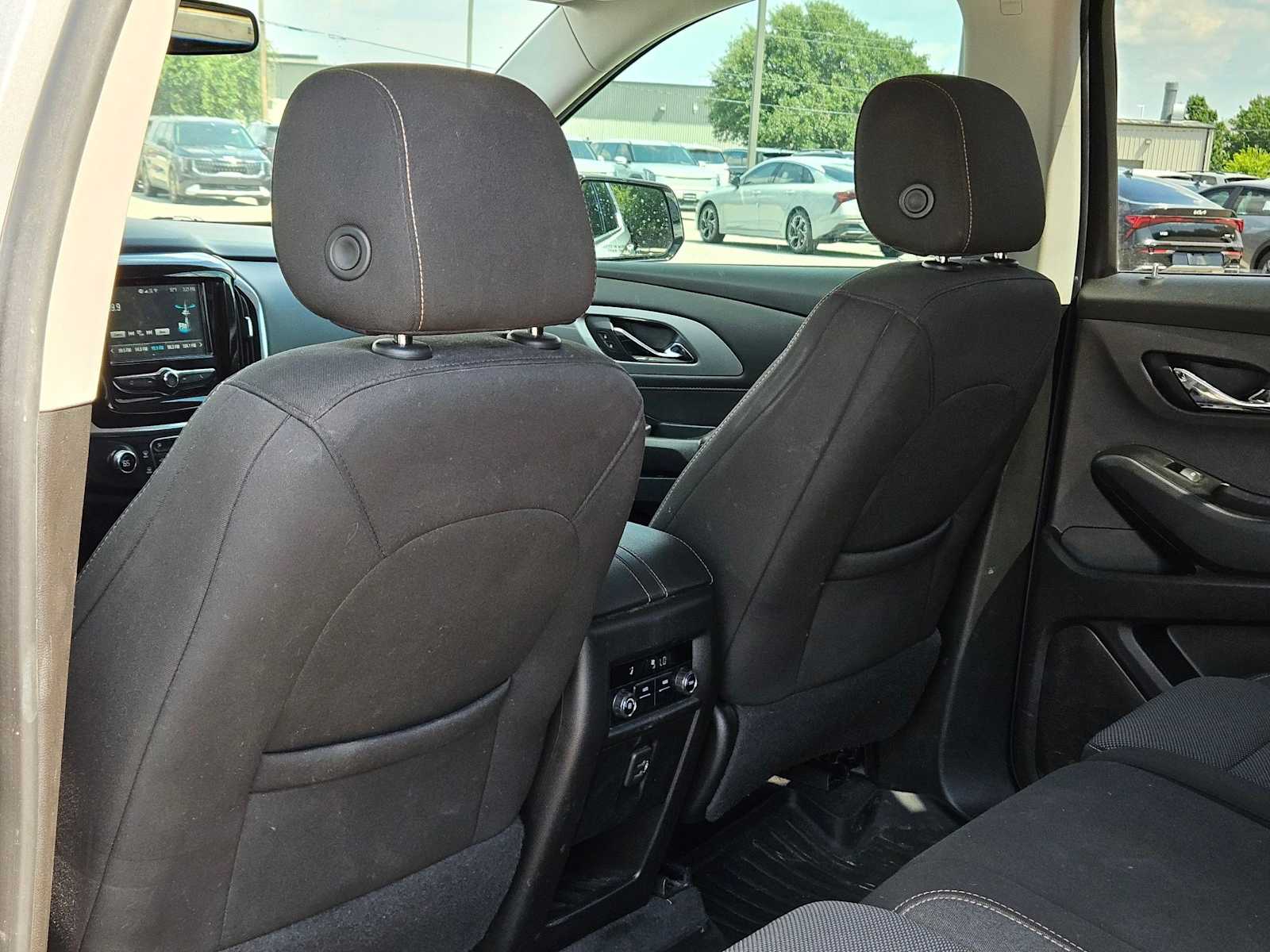 Thumbnail: 2019 Chevrolet Traverse - 15