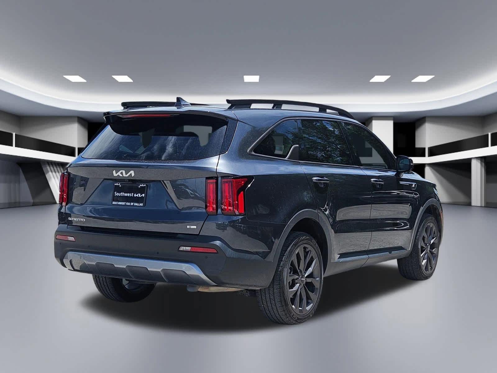 Thumbnail: 2023 Kia Sorento - 6