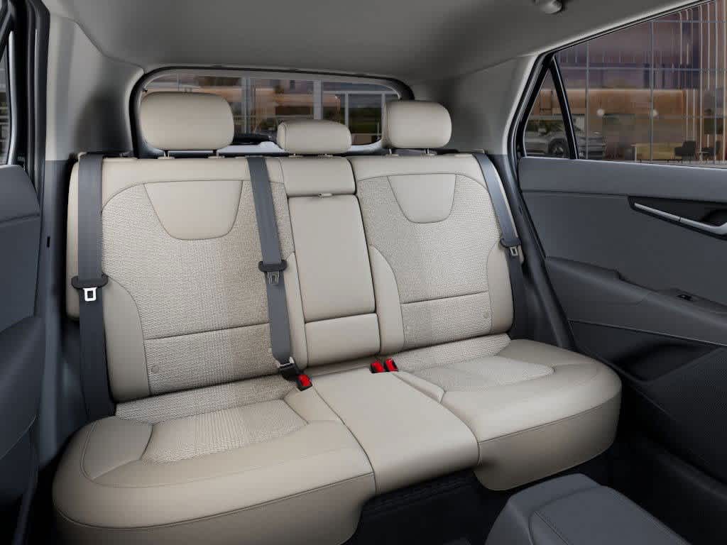 Thumbnail: 2025 Kia Niro - 16