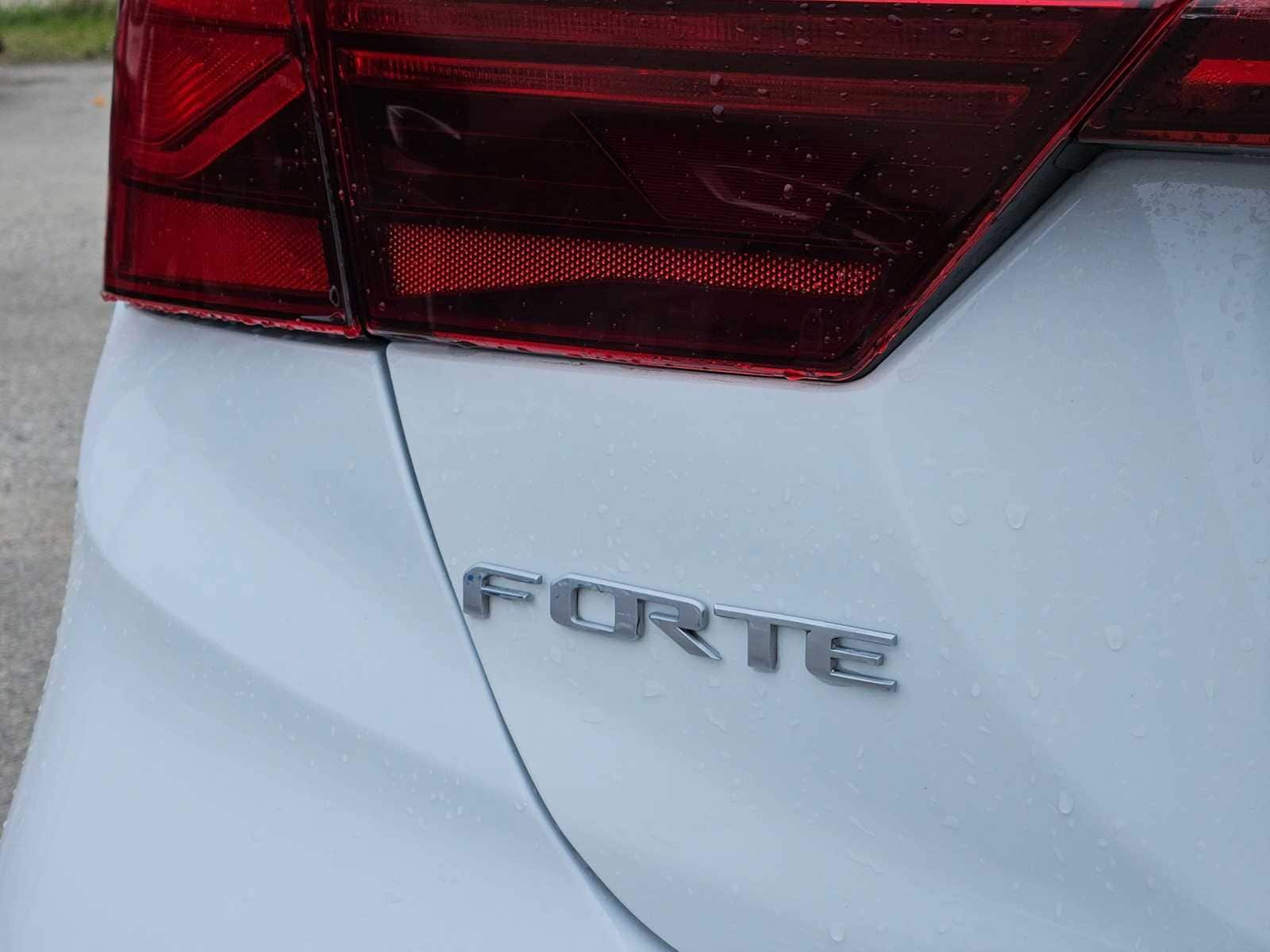 Thumbnail: 2024 Kia Forte - 12