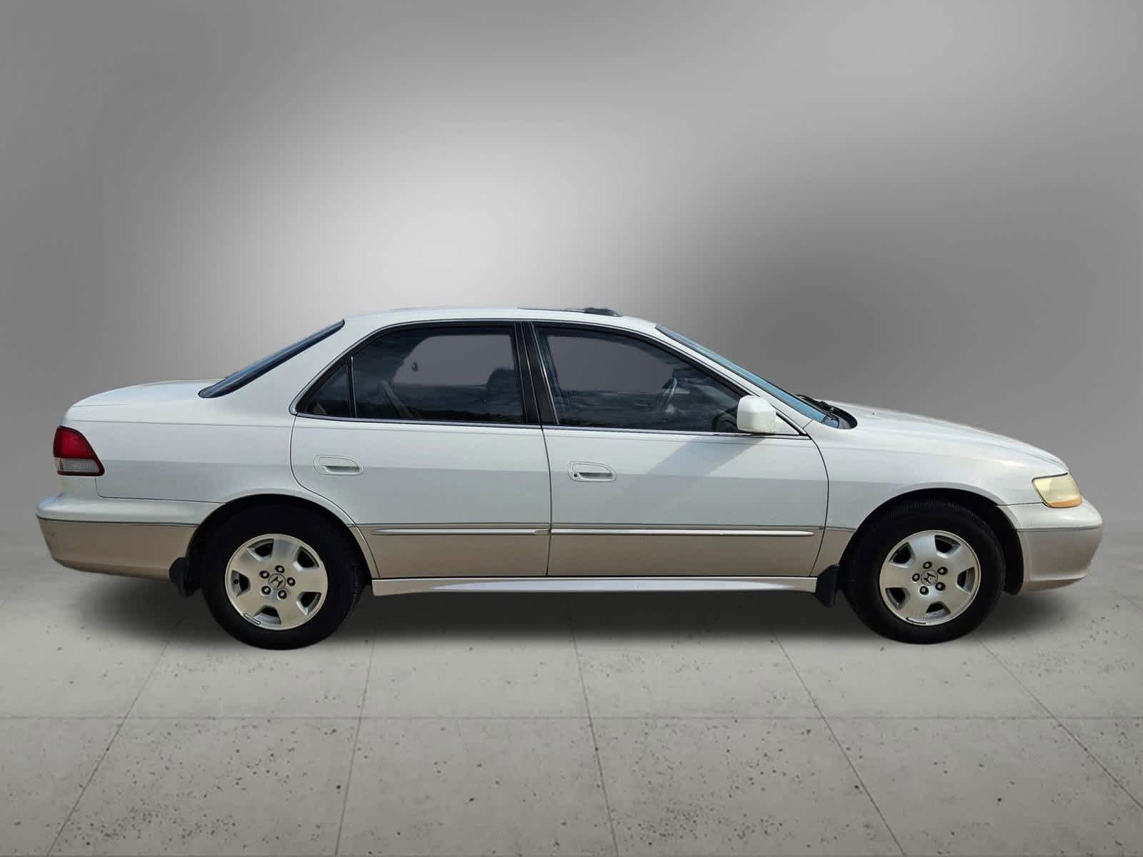 Thumbnail: 2002 Honda Accord - 6