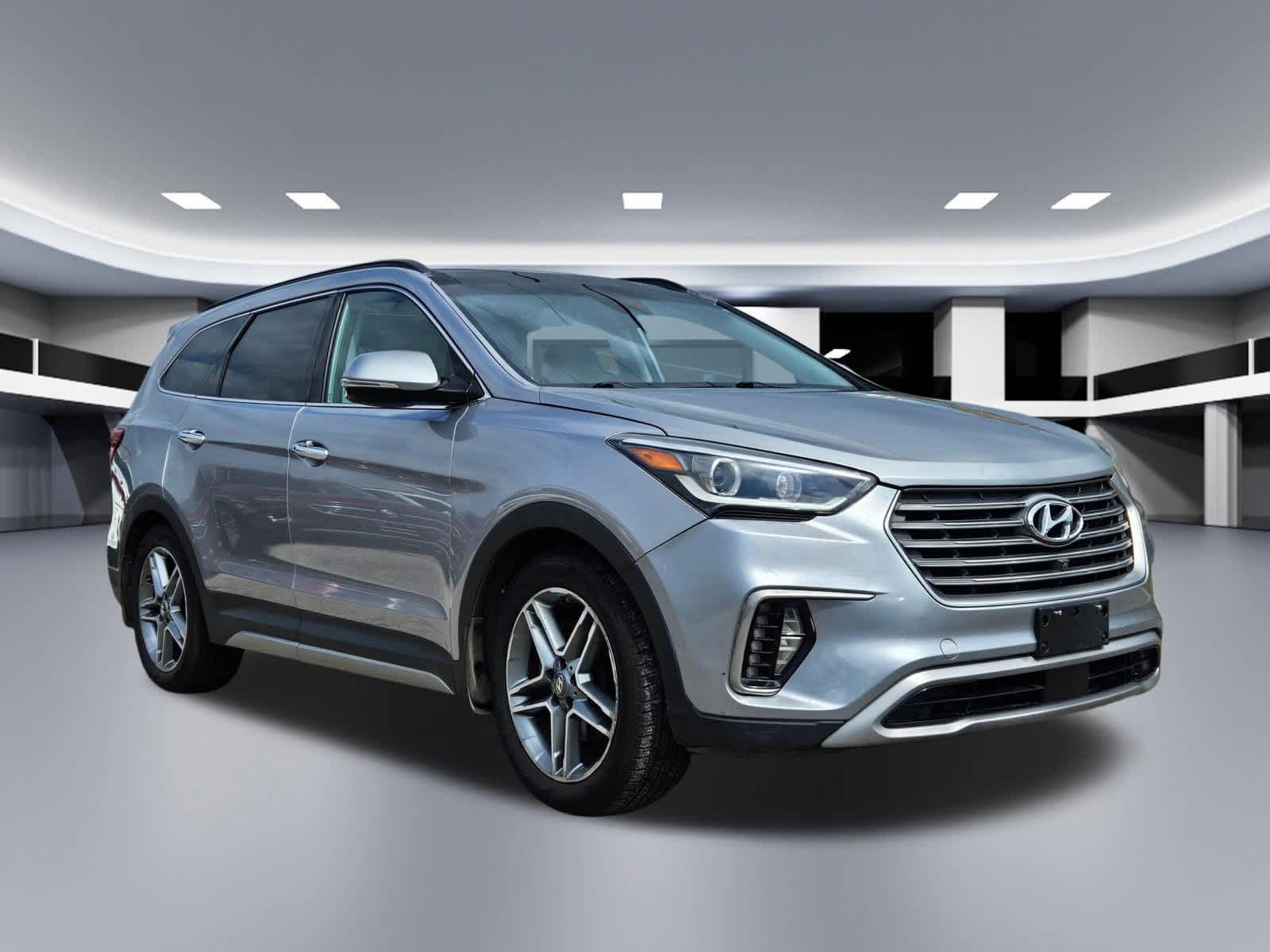 Thumbnail: 2017 Hyundai Santa Fe - 6
