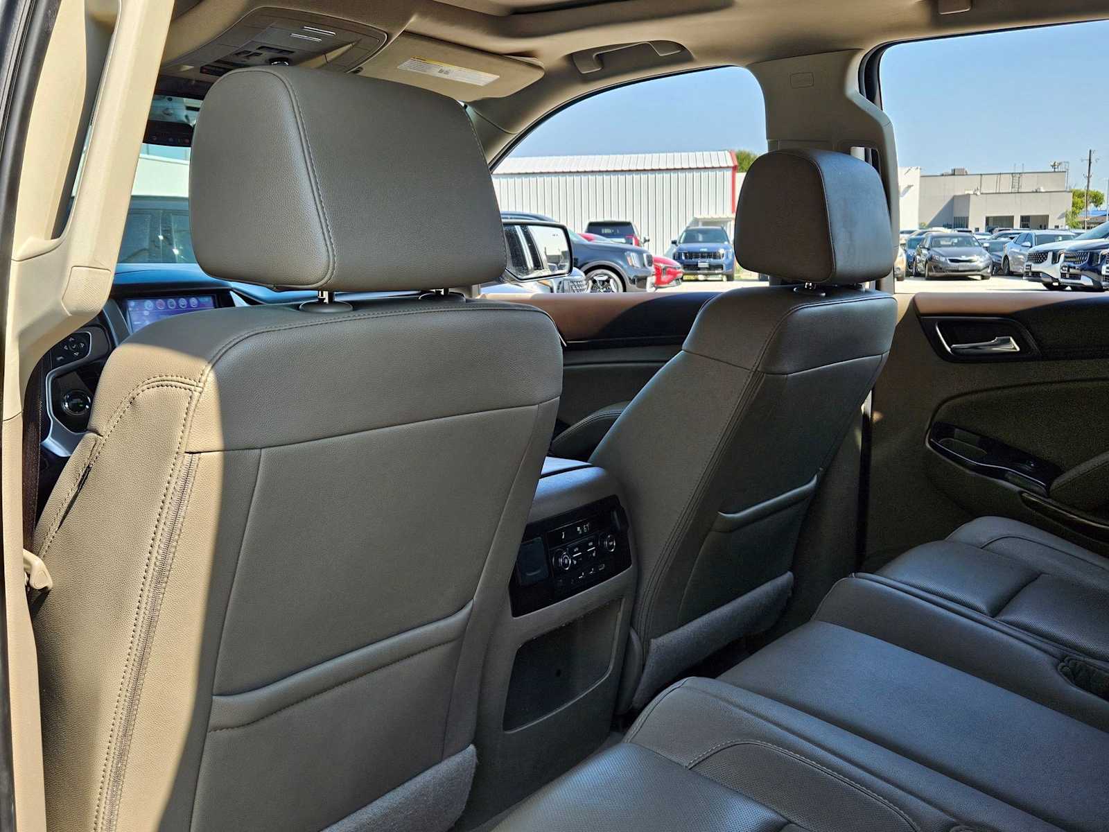 Thumbnail: 2020 GMC Yukon - 19