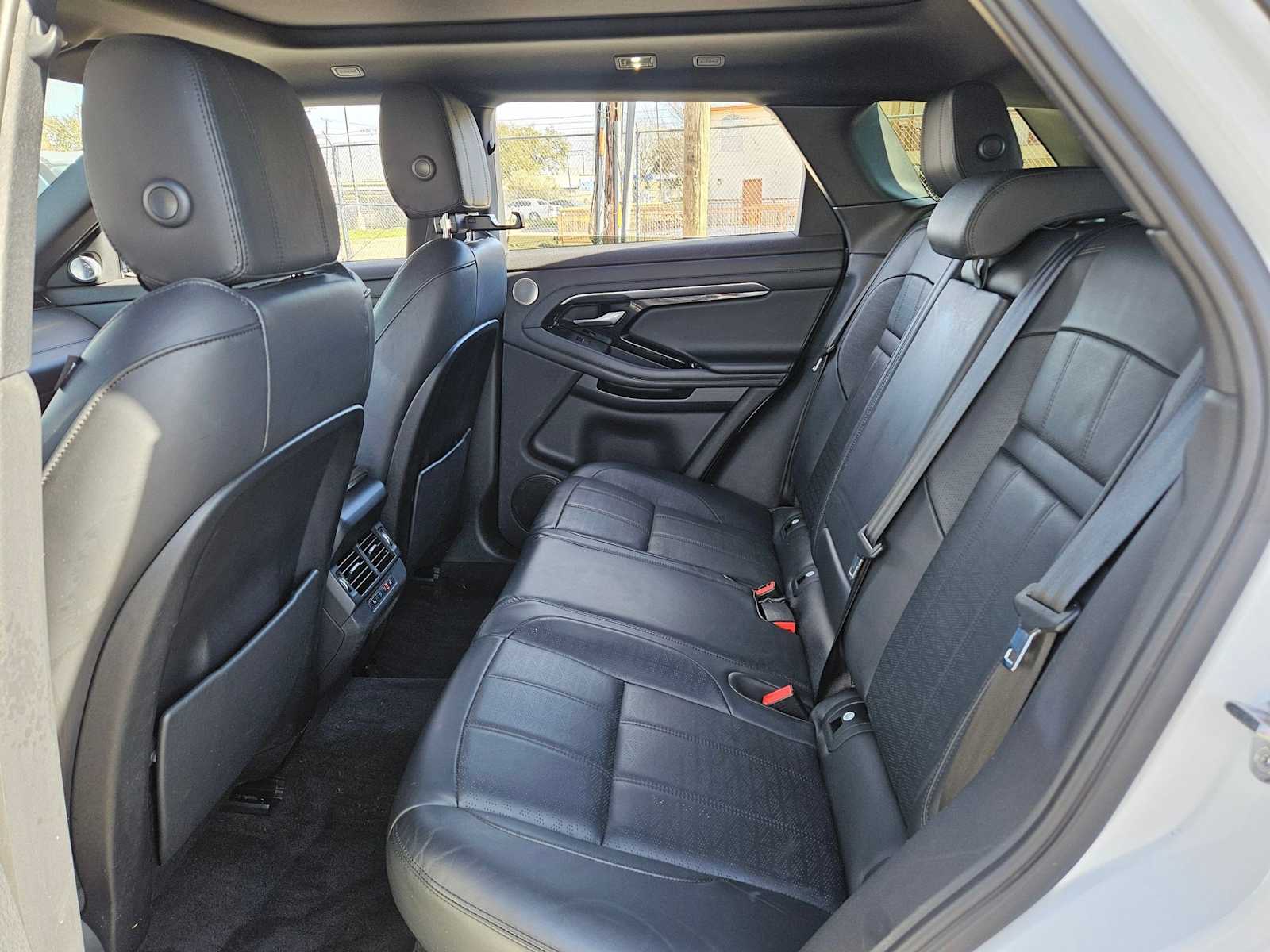 Thumbnail: 2020 Land Rover Range Rover Evoque - 22