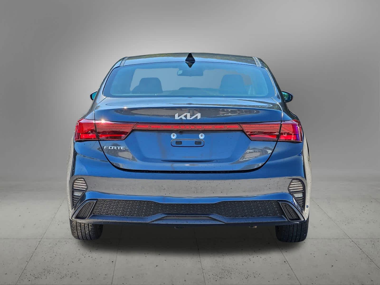 Thumbnail: 2023 Kia Forte - 4