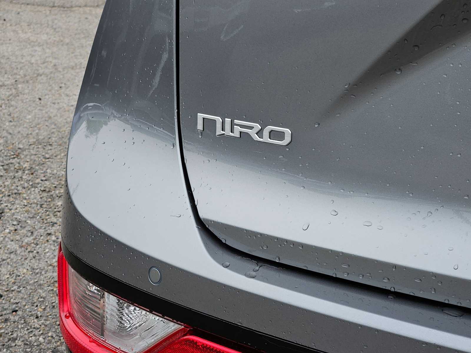 Thumbnail: 2024 Kia Niro - 12