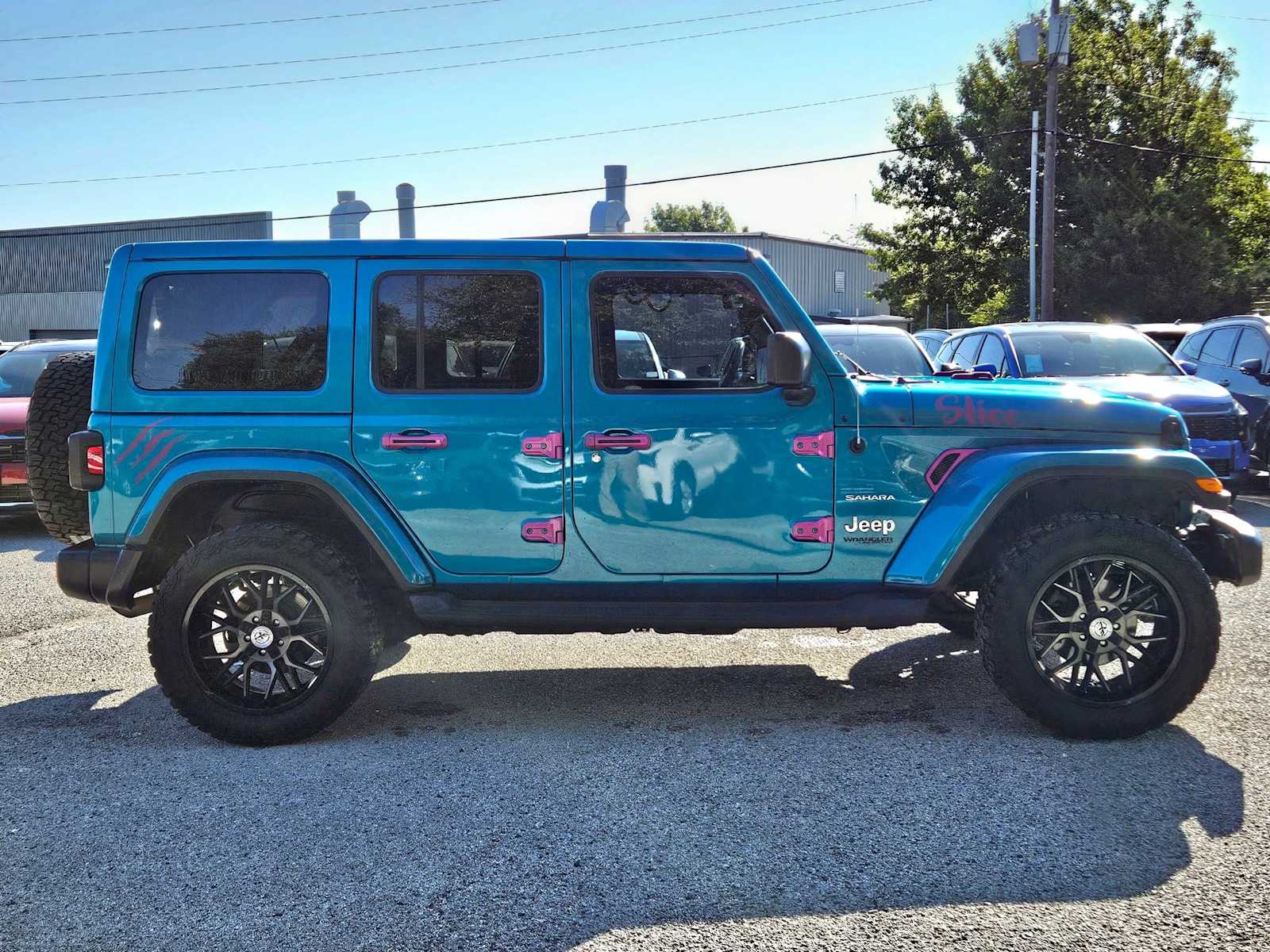 Thumbnail: 2020 Jeep Wrangler - 6