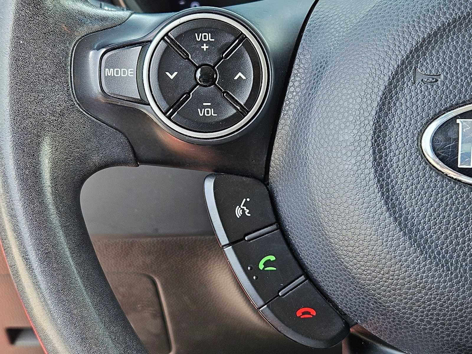 Thumbnail: 2016 Kia Soul - 21