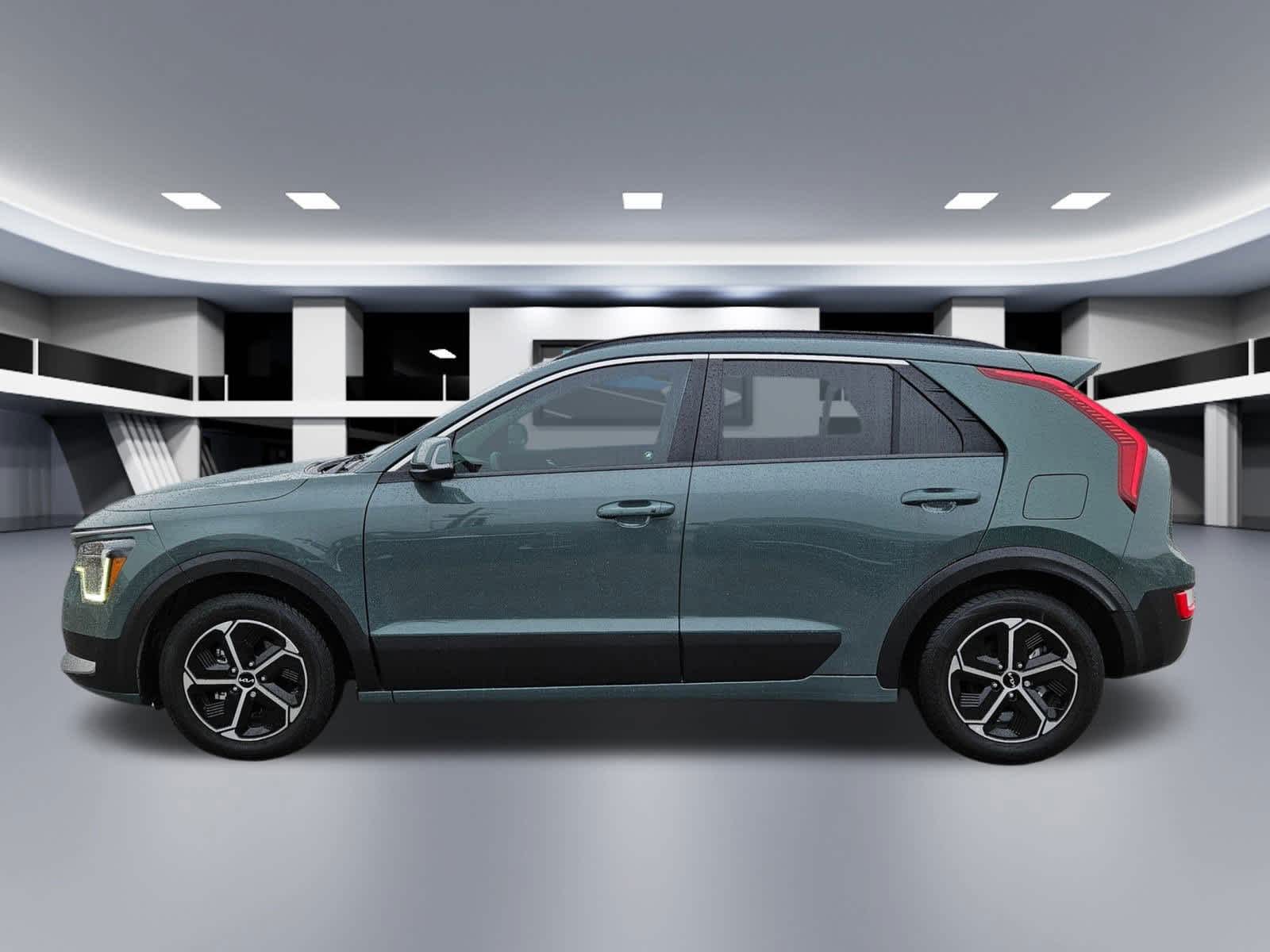 Thumbnail: 2023 Kia Niro - 2