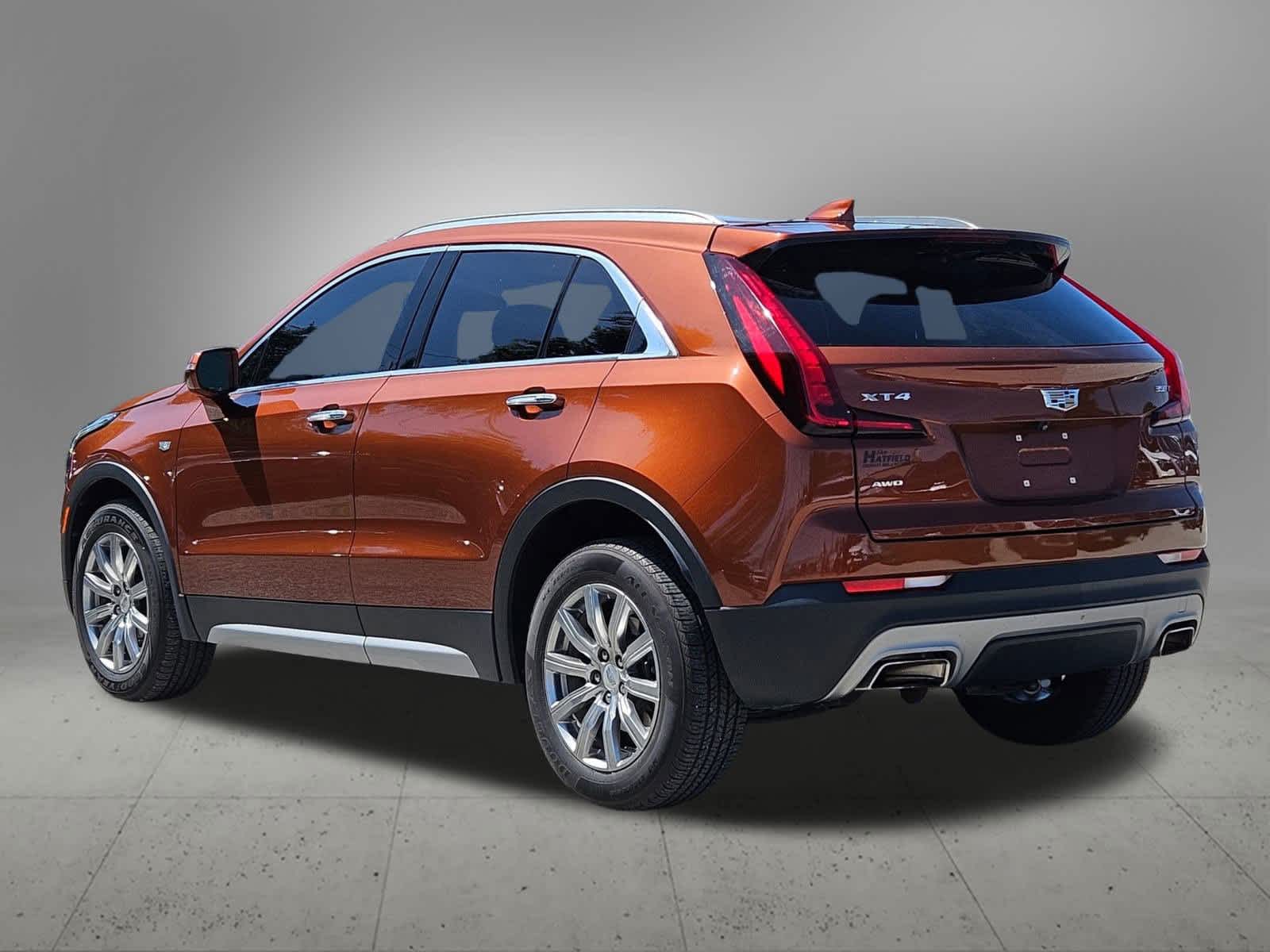 Thumbnail: 2021 Cadillac XT4 - 3