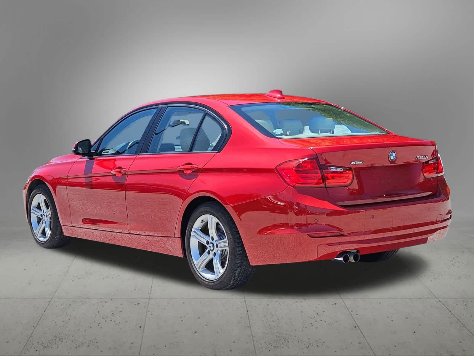 Thumbnail: 2015 BMW 3 Series - 4