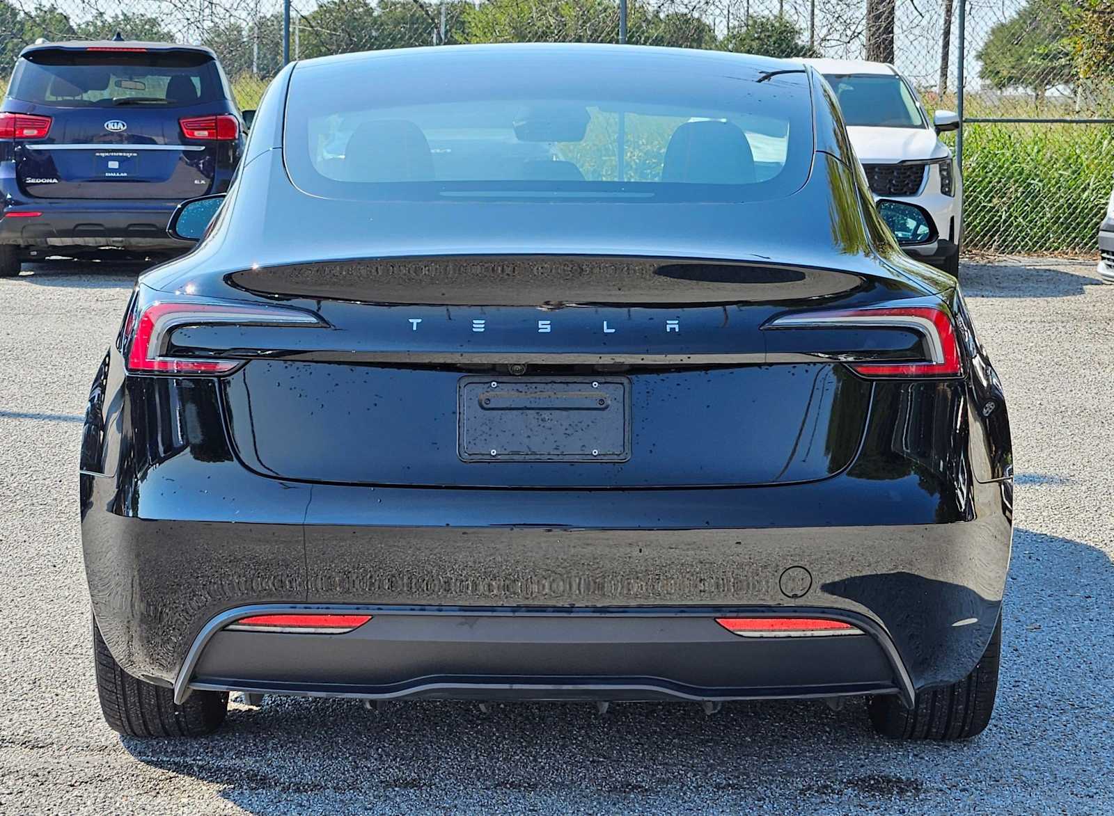 2025 Tesla Model 3 Long Range photo 2