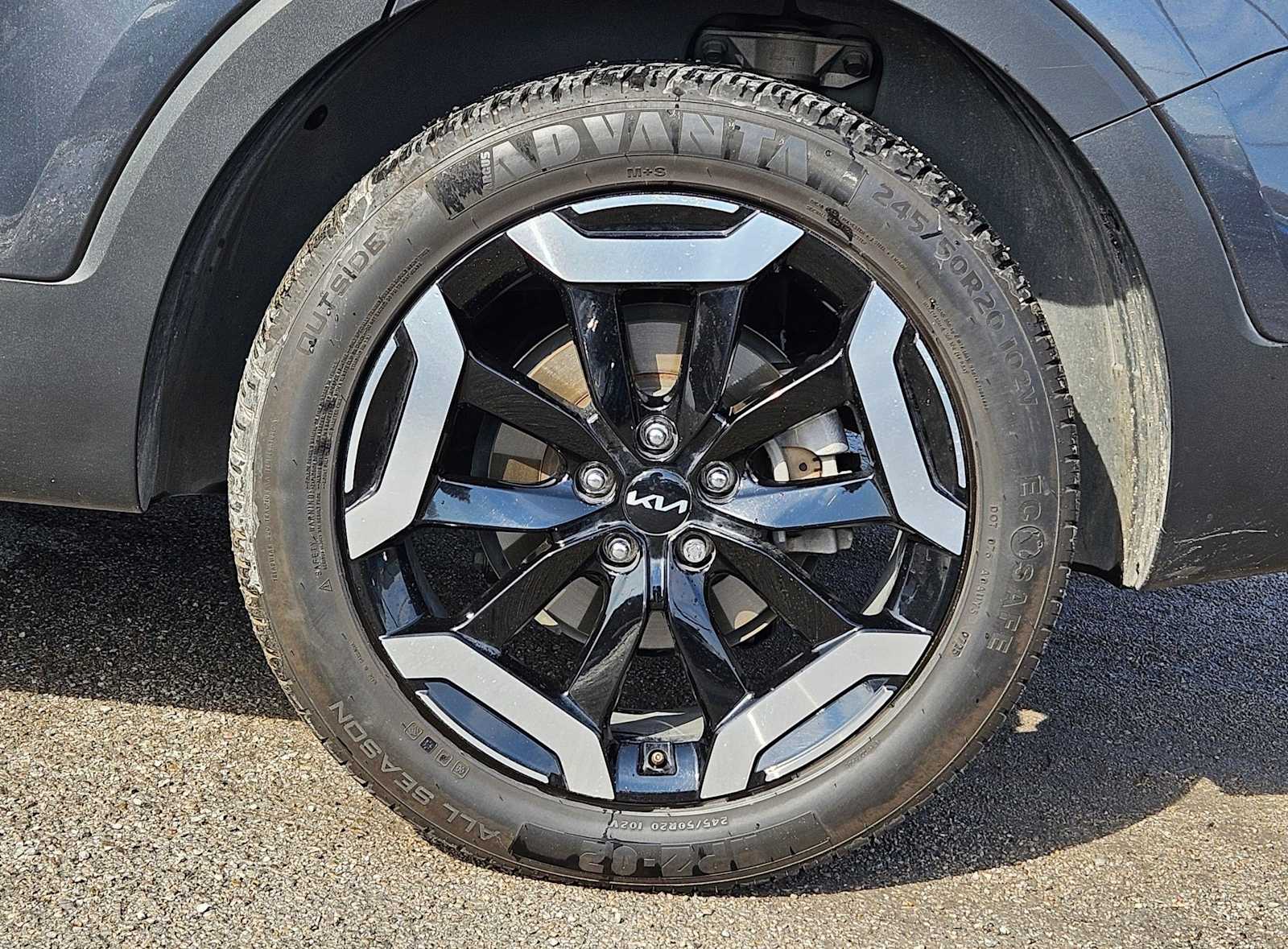 Thumbnail: 2023 Kia Telluride - 16