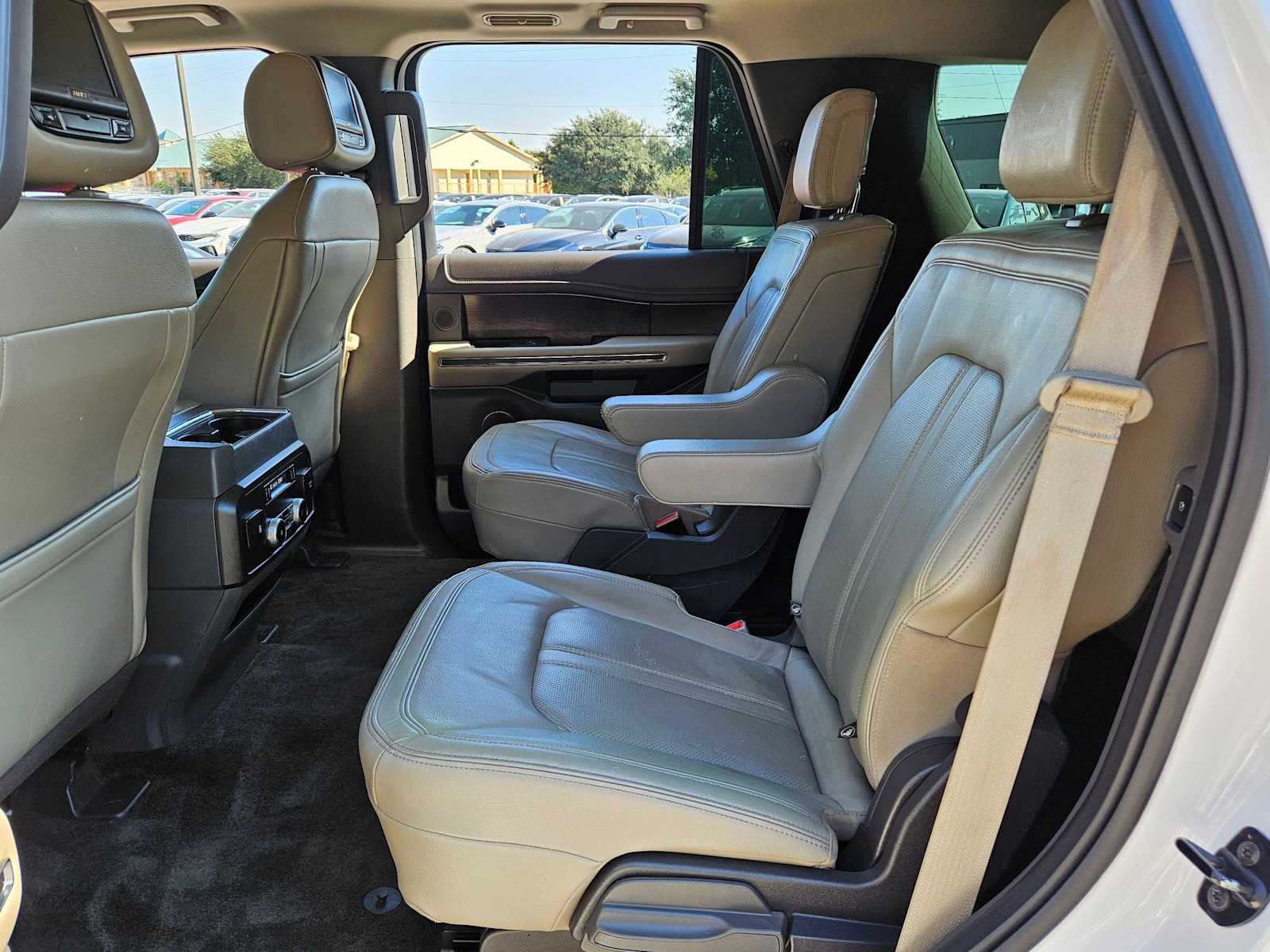 Thumbnail: 2018 Ford Expedition - 20
