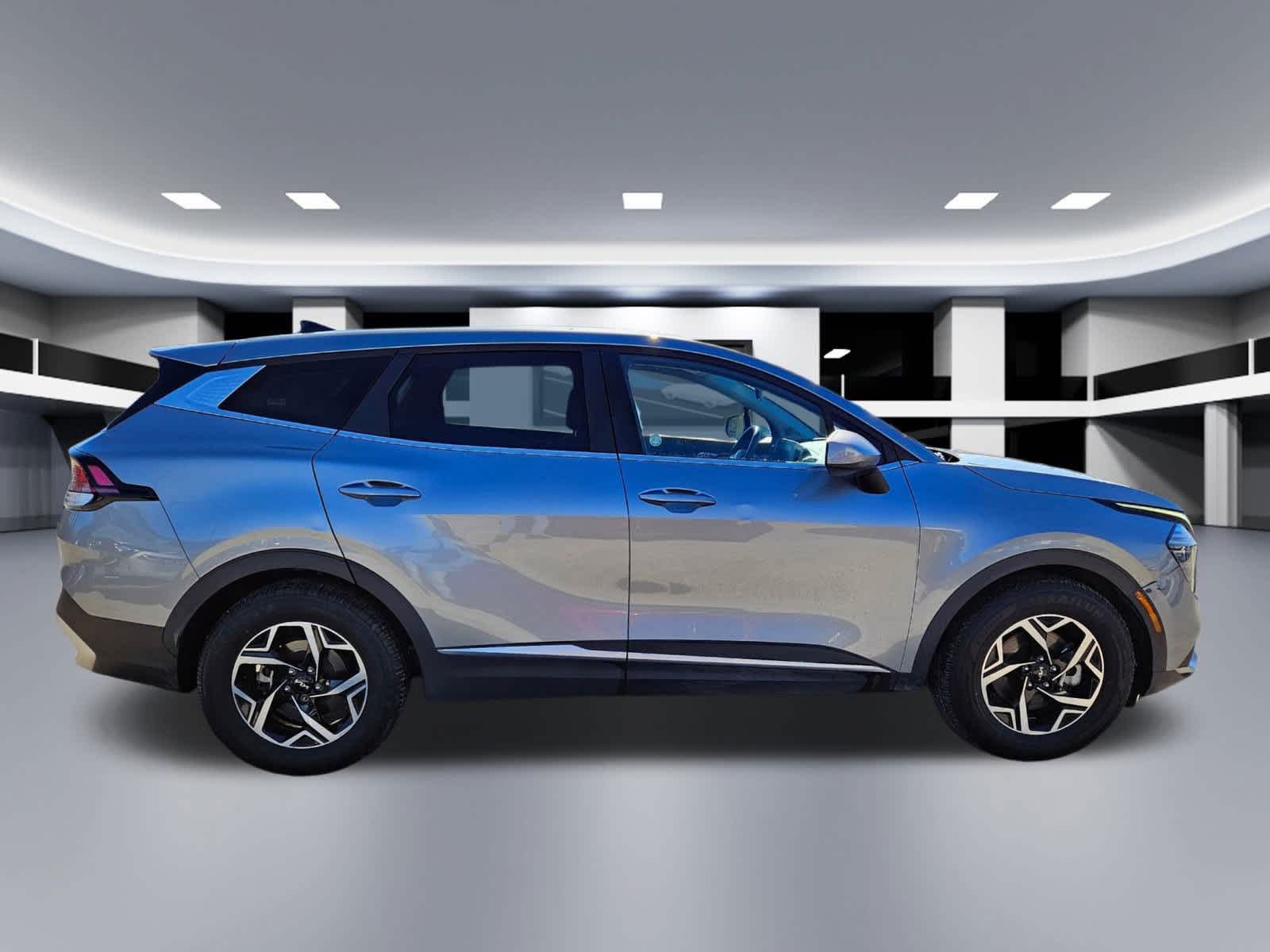 Thumbnail: 2024 Kia Sportage - 6