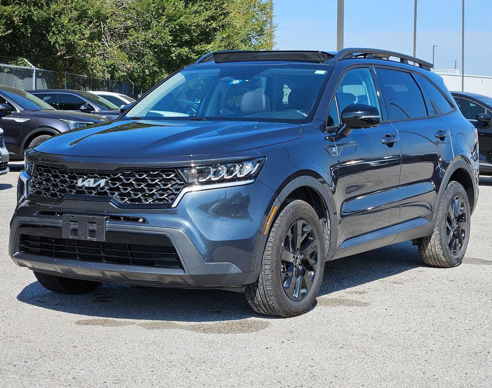 Thumbnail: 2023 Kia Sorento - 9