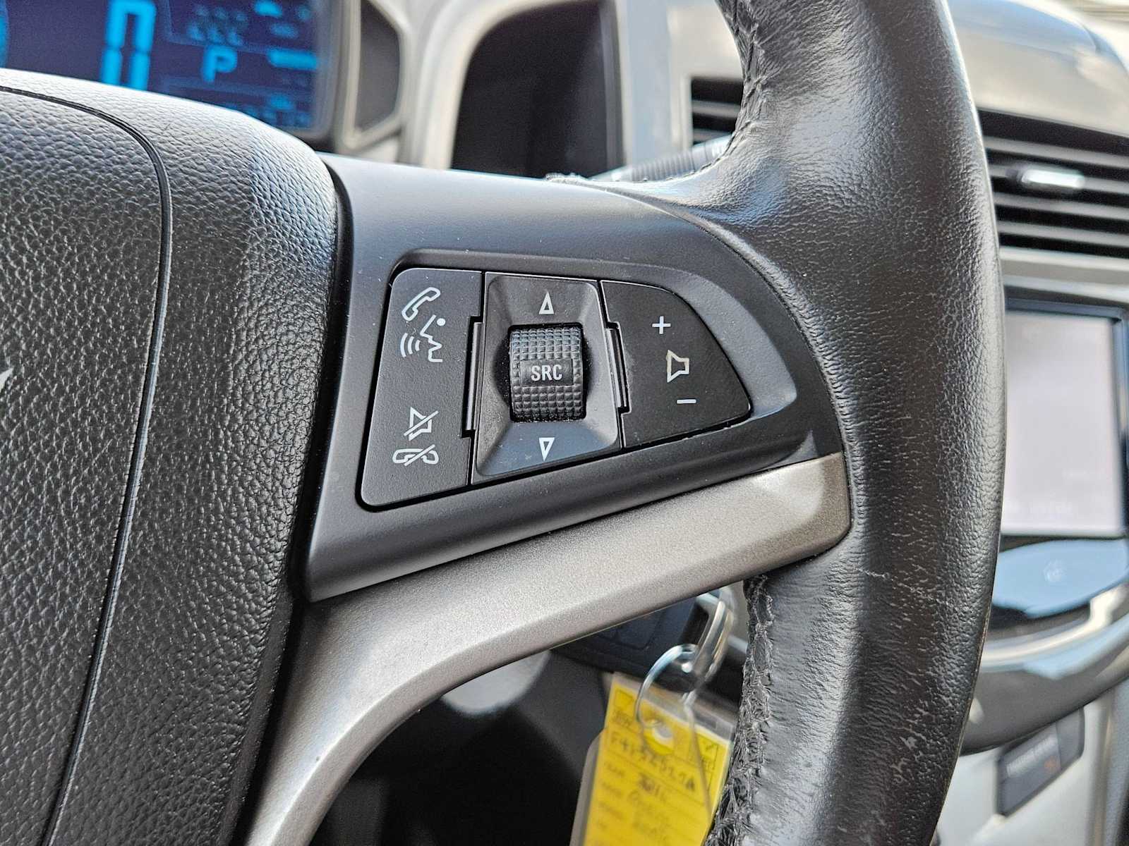 Thumbnail: 2015 Chevrolet Sonic - 23