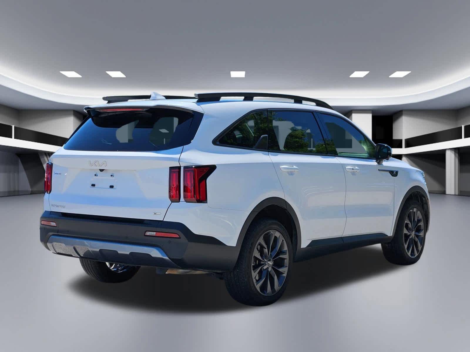 Thumbnail: 2023 Kia Sorento - 6