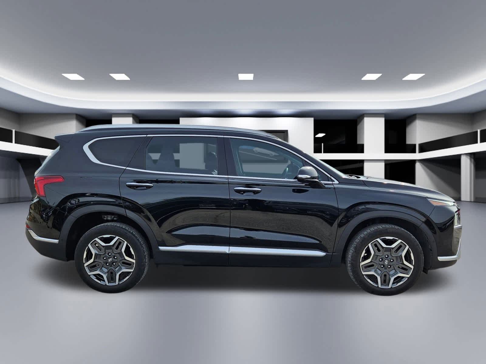 Thumbnail: 2023 Hyundai Santa Fe - 5