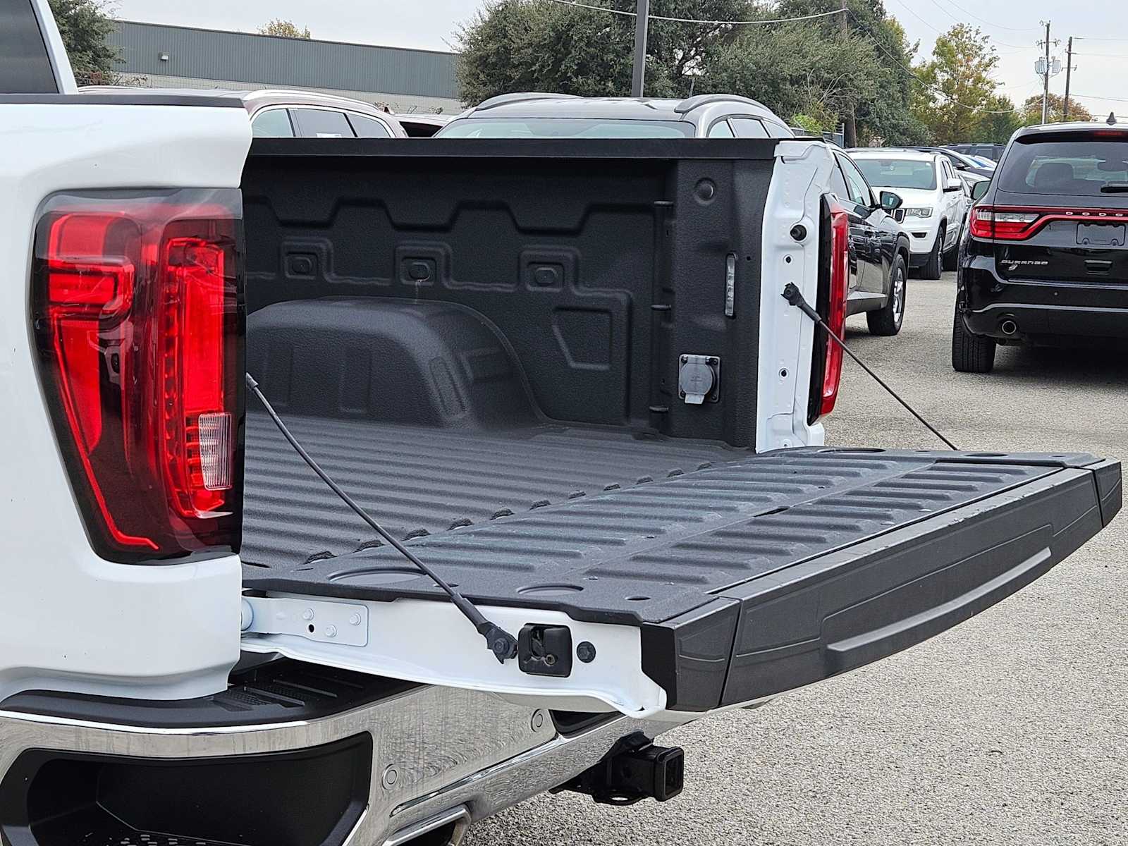 Thumbnail: 2024 GMC Sierra 1500 - 29