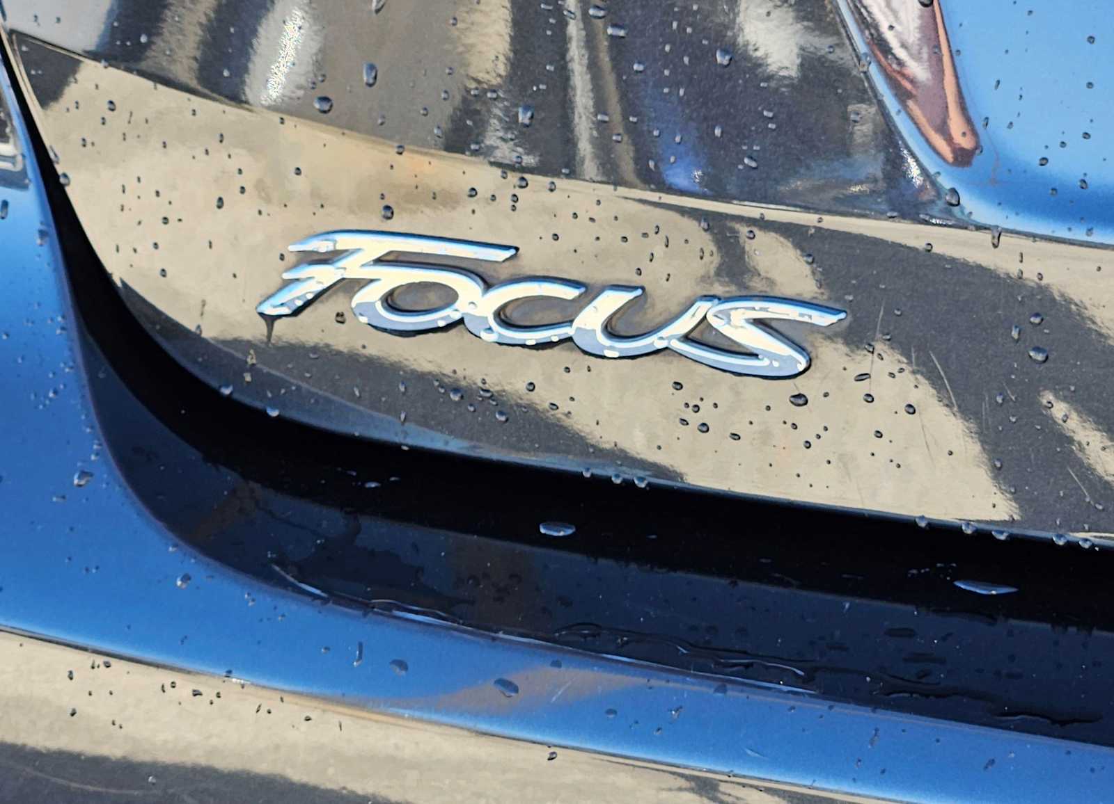 Thumbnail: 2015 Ford Focus - 12