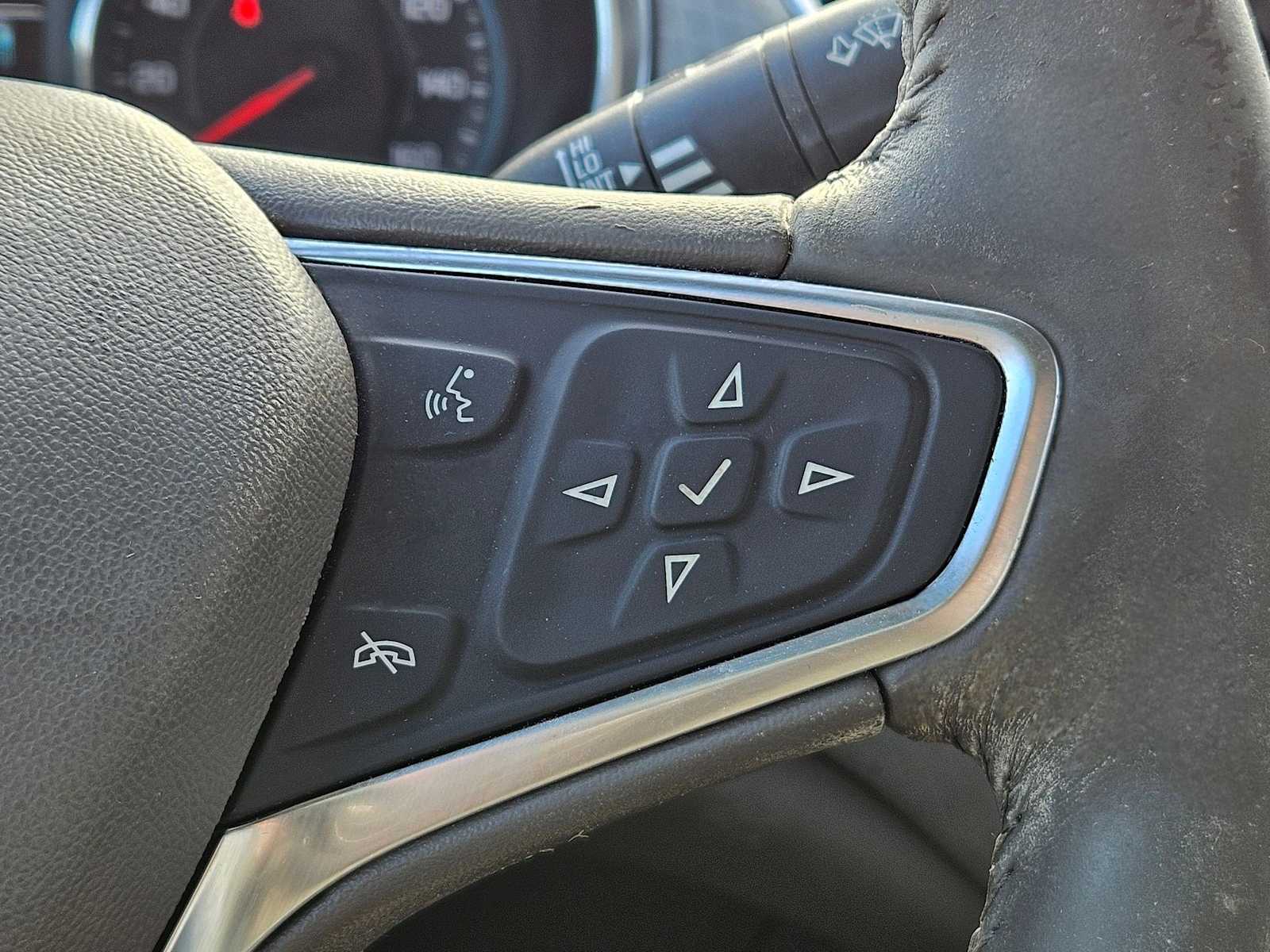 Thumbnail: 2016 Chevrolet Malibu - 14