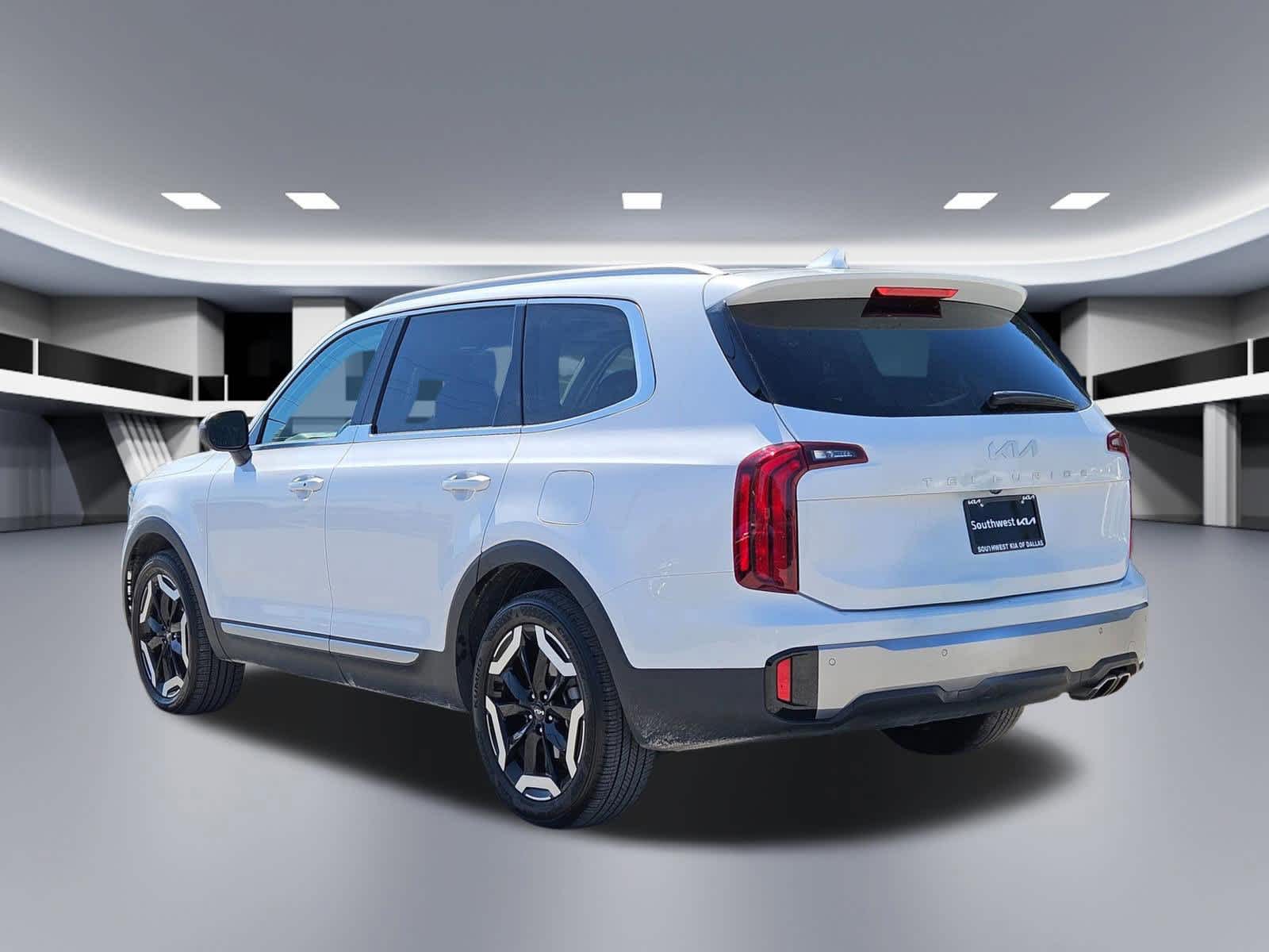 Thumbnail: 2025 Kia Telluride - 4