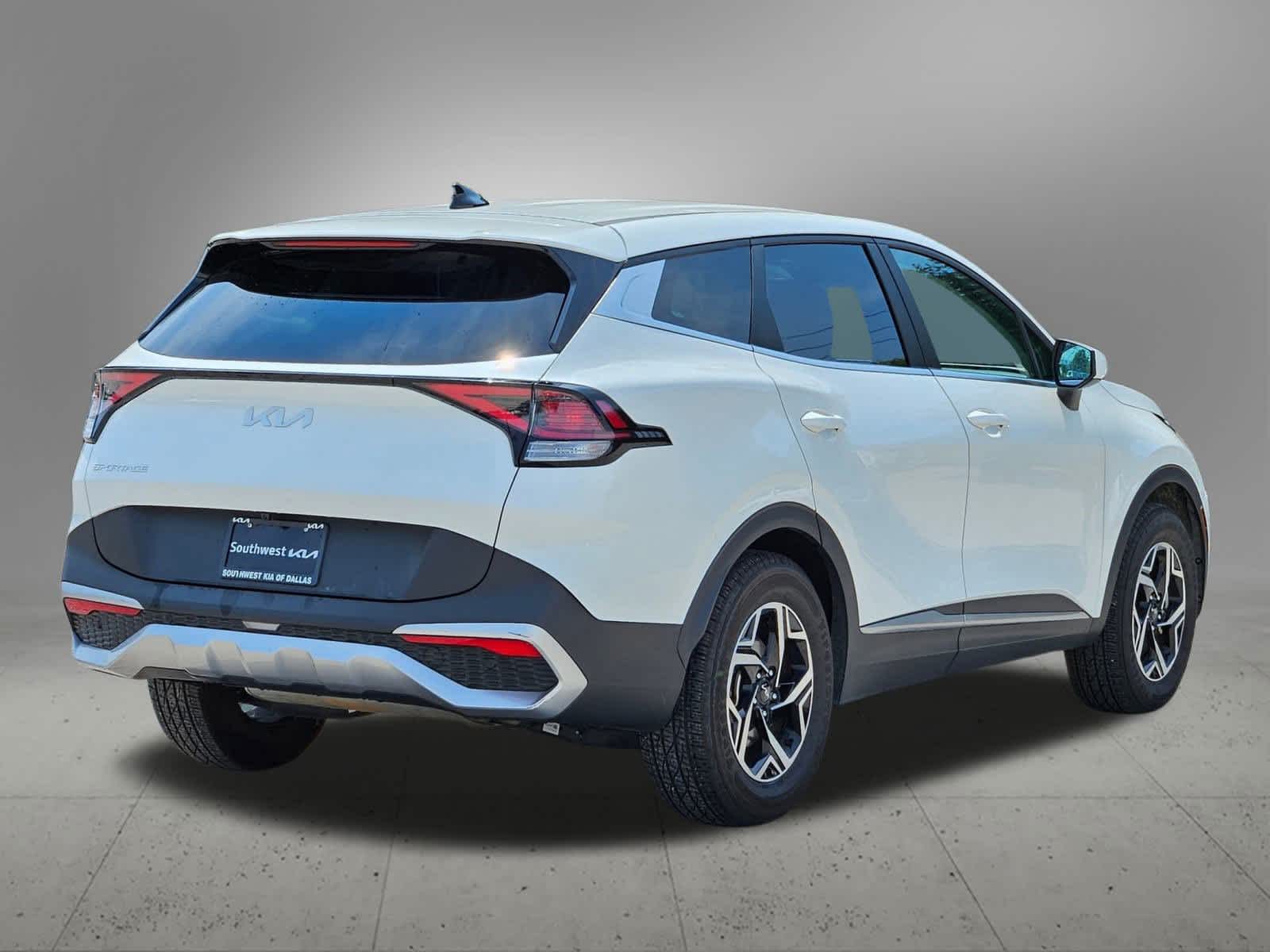 Thumbnail: 2023 Kia Sportage - 6