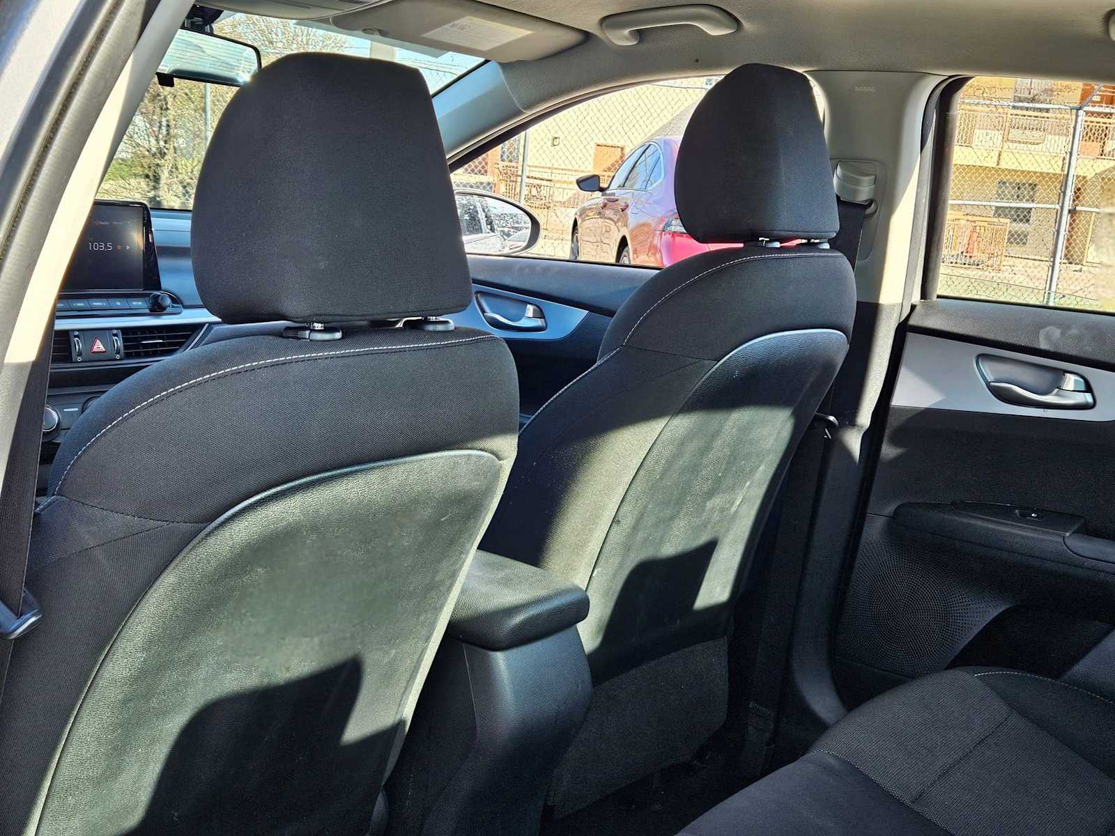 Thumbnail: 2024 Kia Forte - 16