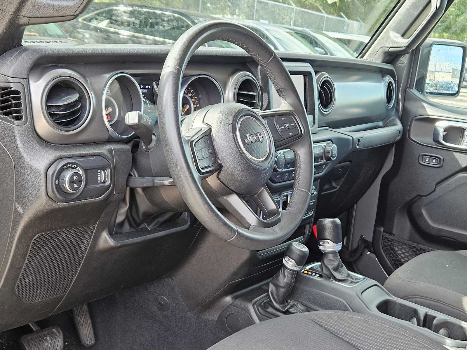 2023 Jeep Gladiator Sport photo 2