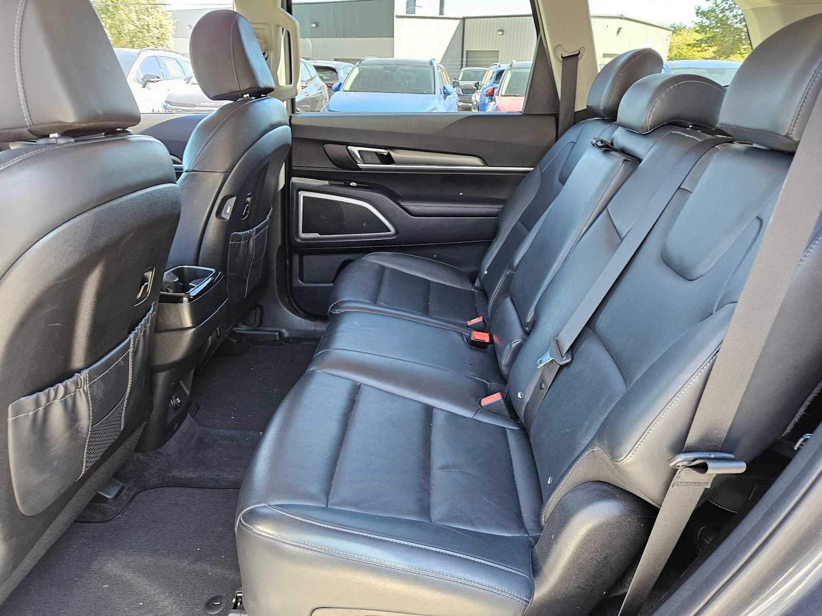 Thumbnail: 2021 Kia Telluride - 19