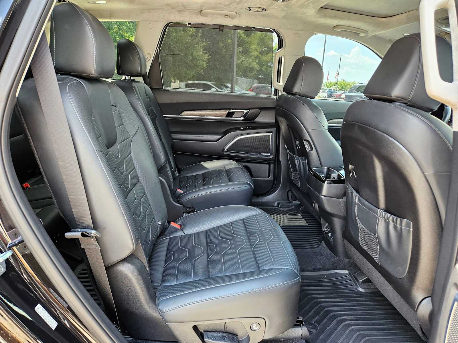 Thumbnail: 2022 Kia Telluride - 20
