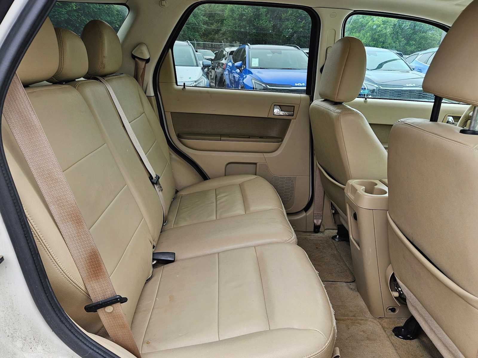 Thumbnail: 2011 Ford Escape - 17