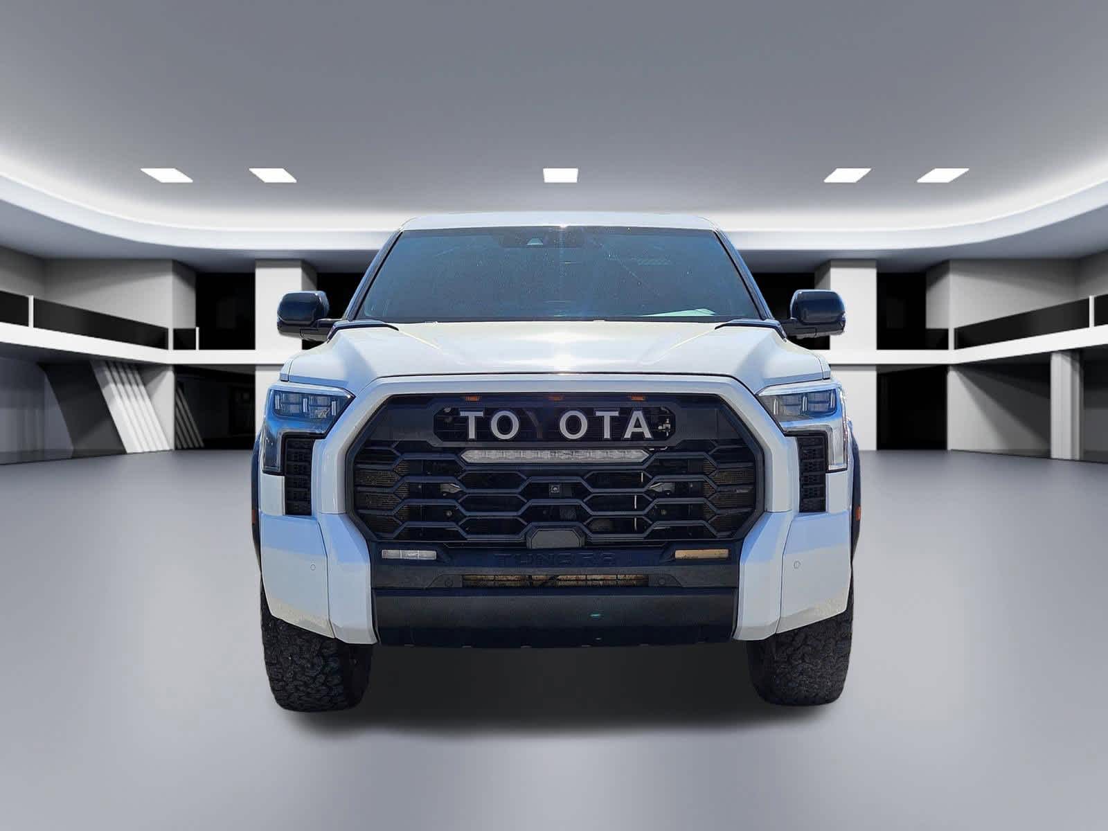 Thumbnail: 2024 Toyota Tundra - 8
