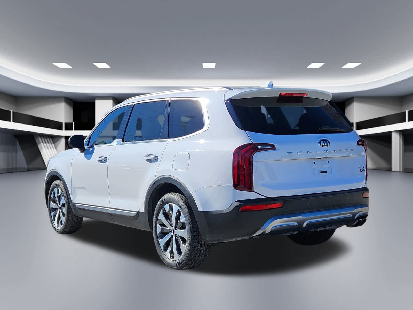 Thumbnail: 2021 Kia Telluride - 4