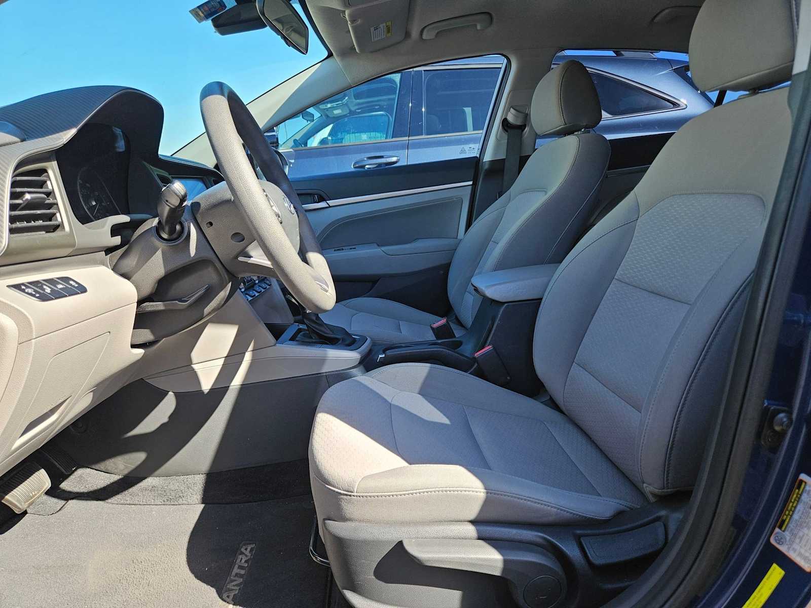 Thumbnail: 2020 Hyundai Elantra - 22