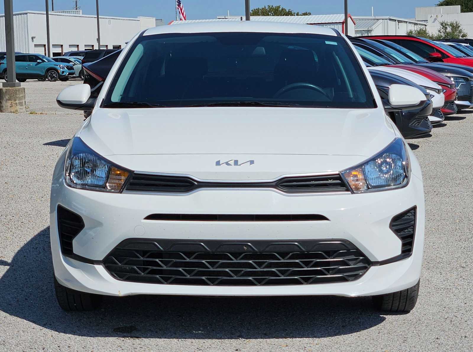 Thumbnail: 2023 Kia Rio - 8