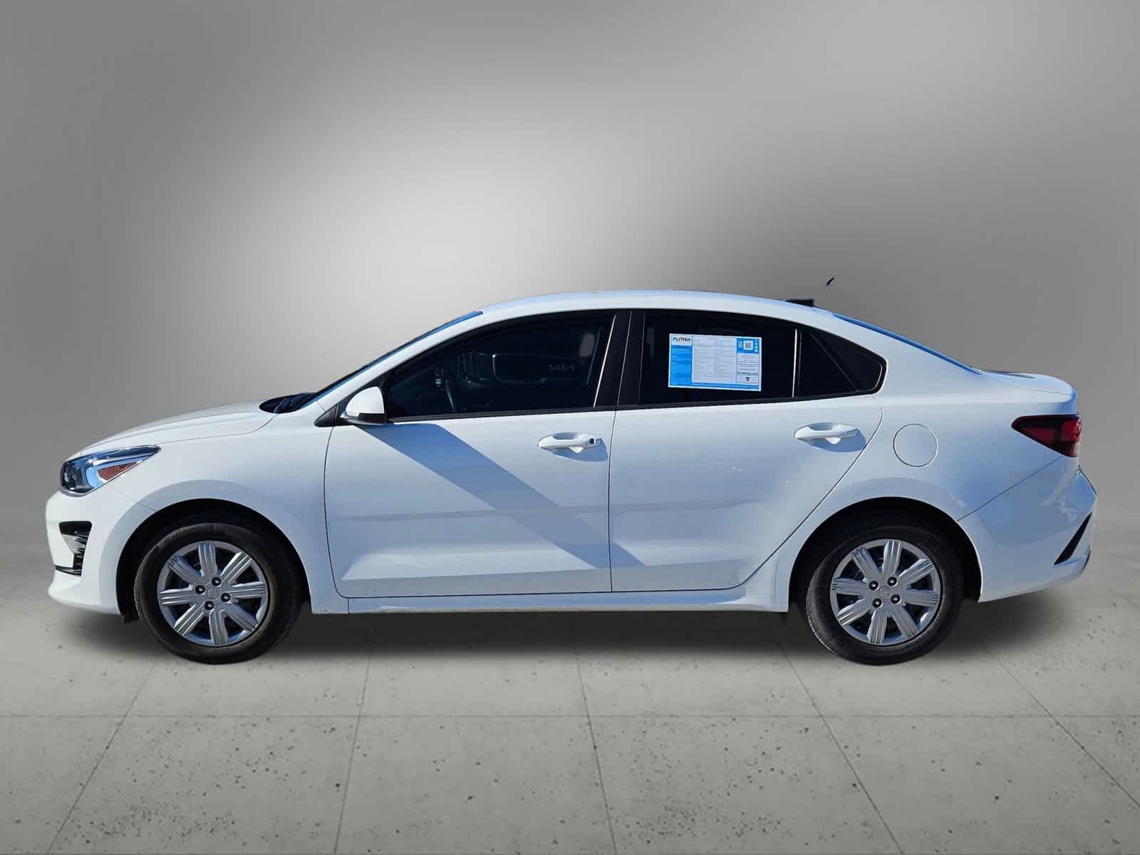 Thumbnail: 2023 Kia Rio - 3