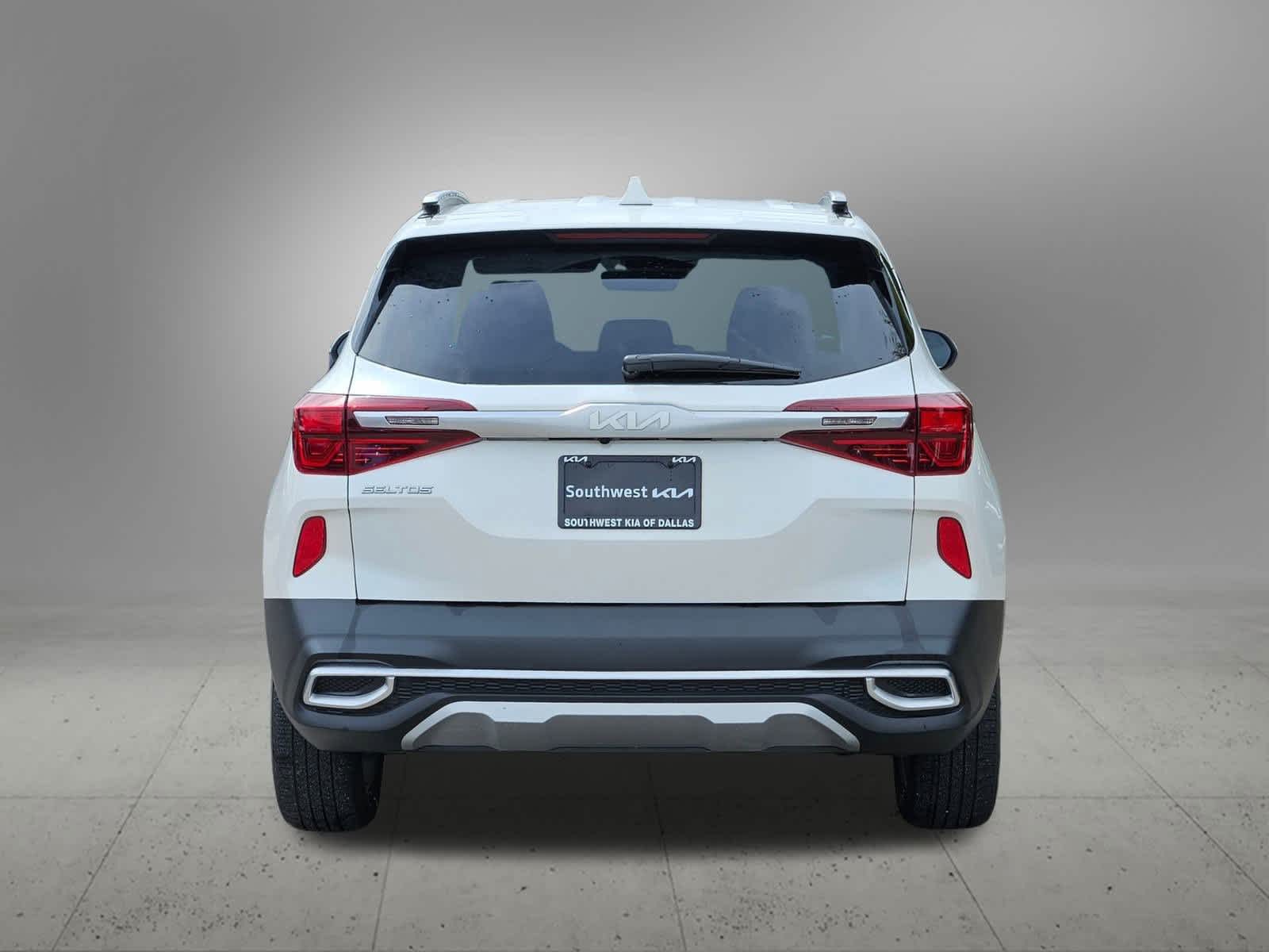 Thumbnail: 2023 Kia Seltos - 5