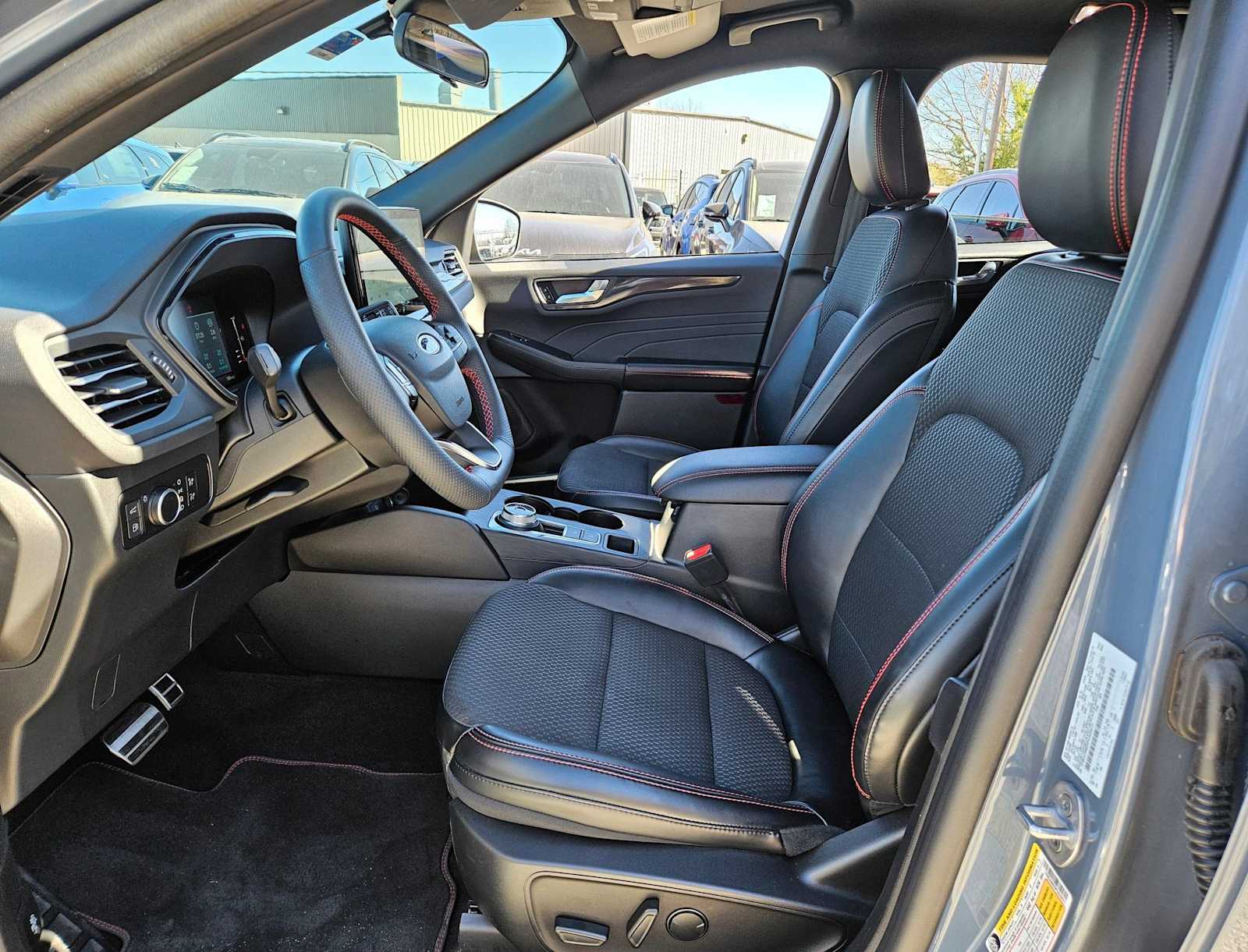 Thumbnail: 2023 Ford Escape - 15