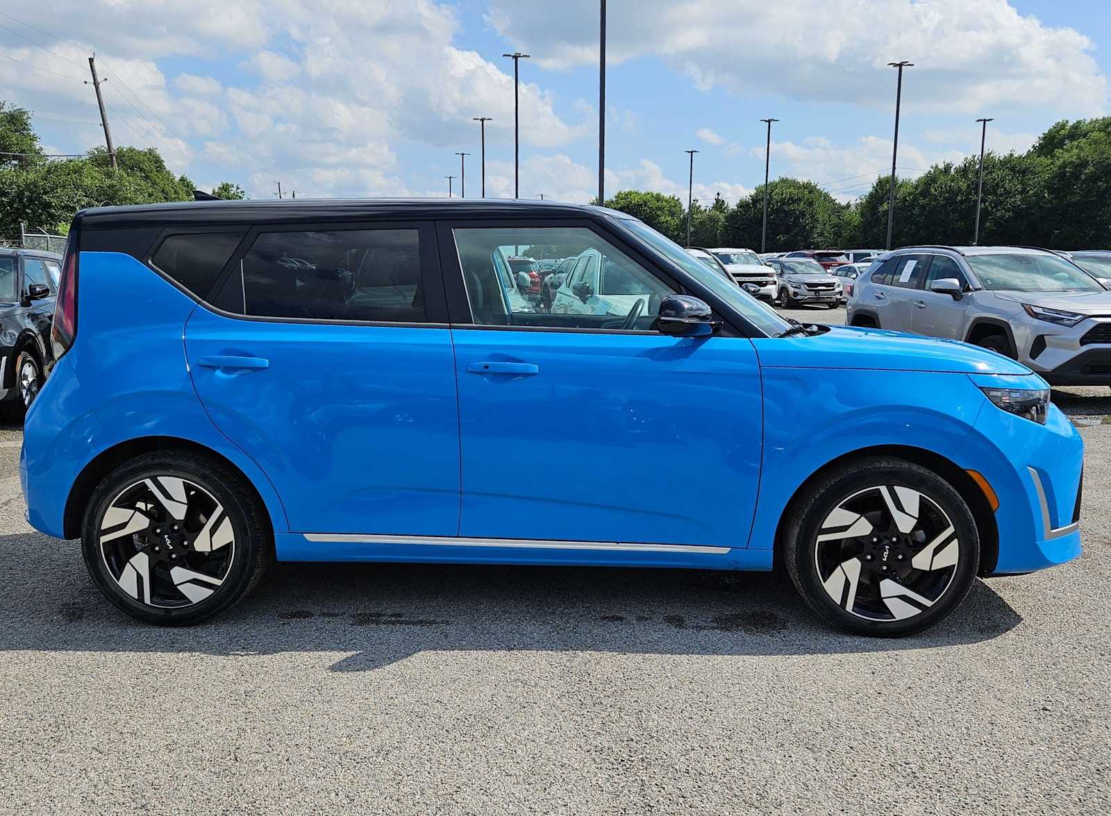 Thumbnail: 2023 Kia Soul - 6