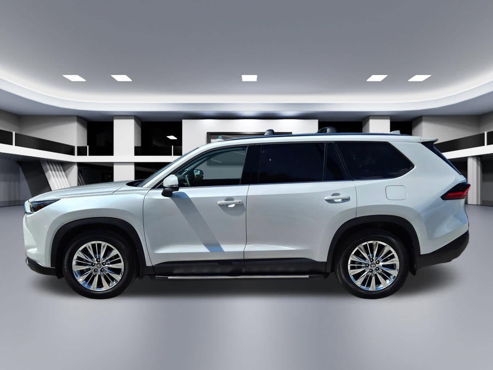 Thumbnail: 2026 Toyota Grand Highlander - 2