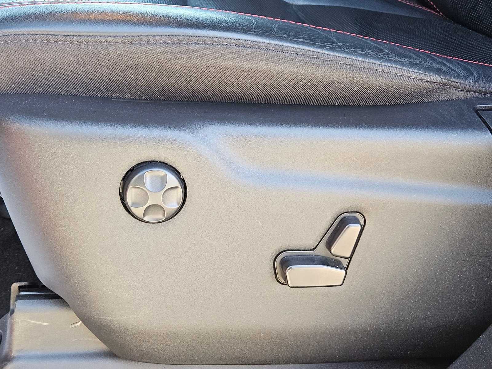 Thumbnail: 2023 Dodge Durango - 17