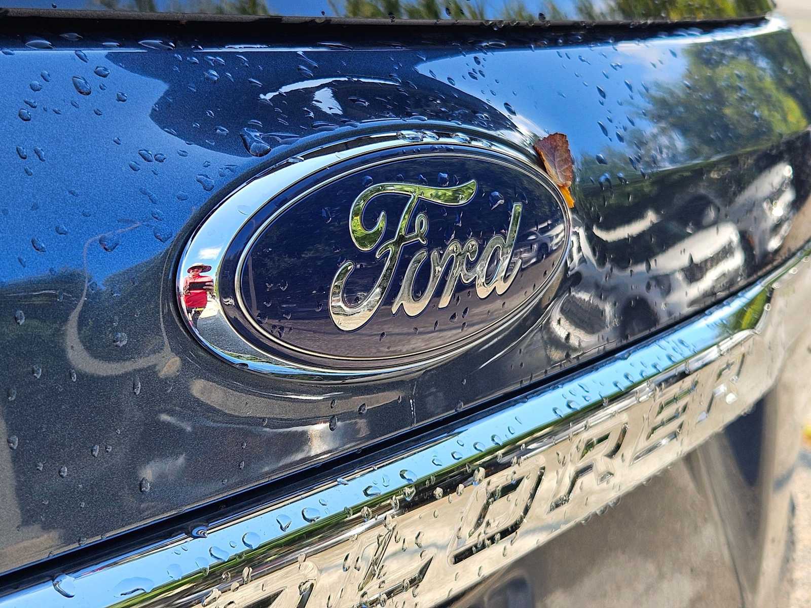 Thumbnail: 2018 Ford Explorer - 8