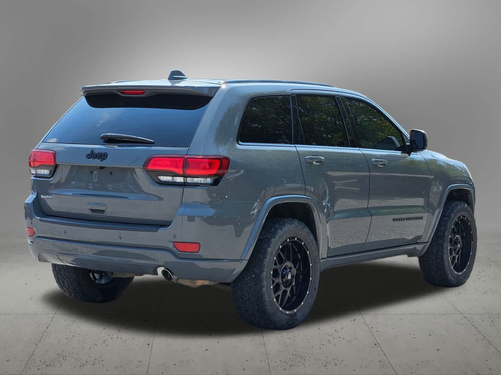 Thumbnail: 2019 Jeep Grand Cherokee - 5