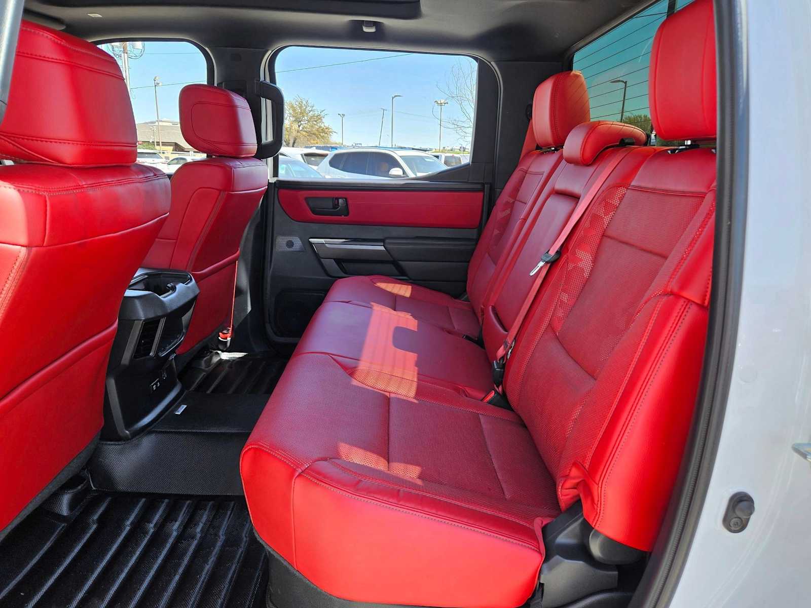 Thumbnail: 2024 Toyota Tundra - 18