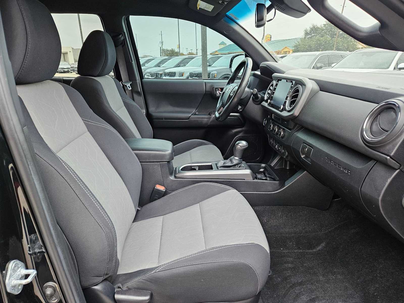 Thumbnail: 2022 Toyota Tacoma - 20