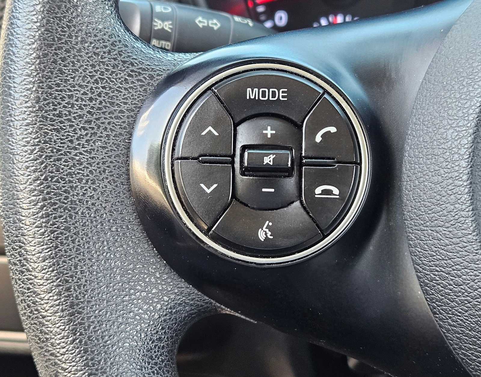 Thumbnail: 2020 Kia Soul - 18